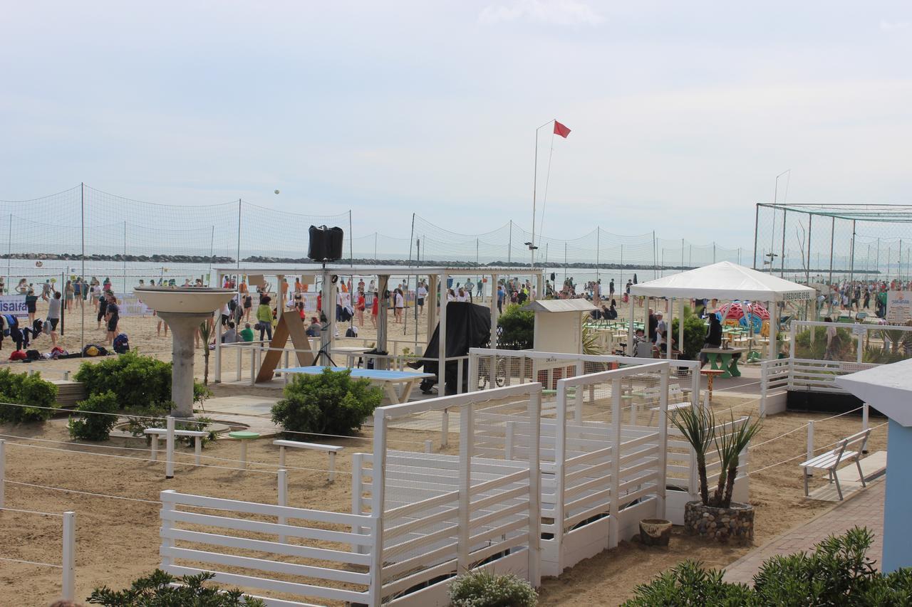 Hotel La Pergola Bellaria-Igea Marina Eksteriør billede